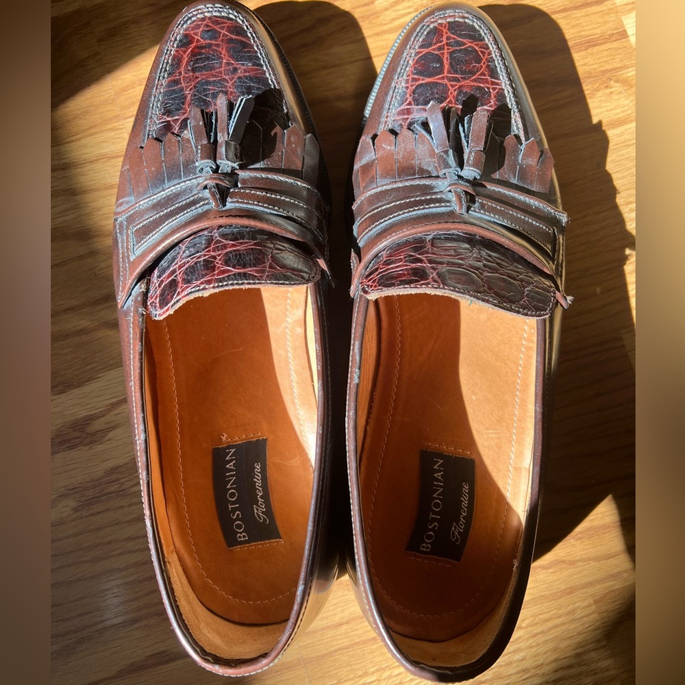 Bostonian Dark Brown Croc-Embossed Tassel Loafers